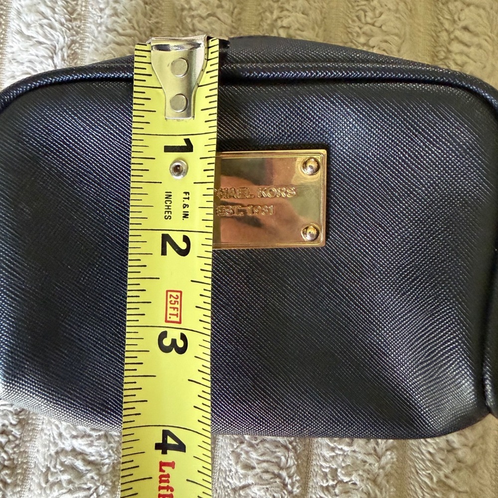 Michael Kors Black Saffiano Leather Cosmetic Pouch Gold Logo Travel Makeup Bag - Picture 8 of 9